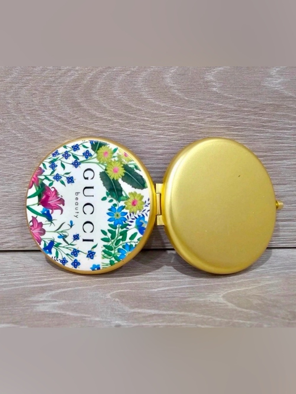 Gucci Beauty Compact Mirror in Burgundy Pouch w Floral Interior. SEALED in Bag. - Picture 7 of 11